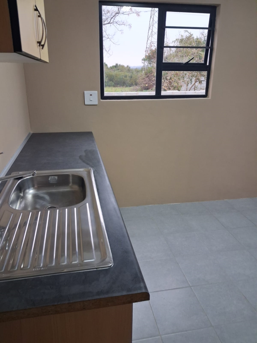 To Let 1 Bedroom Property for Rent in Buffalo Flats Eastern Cape